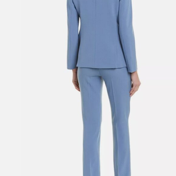 New with Tags Tahari 2 Piece Pant Suit in Blue Ice Size 18W One Button Coat - Picture 2 of 4